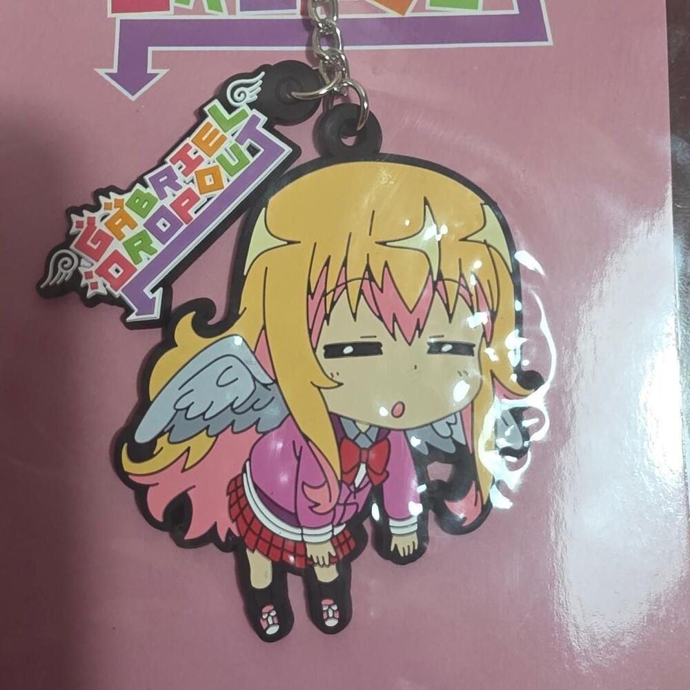 Crunchyroll Lootcrate Gabriel dropout keychain - Picture 2 of 3